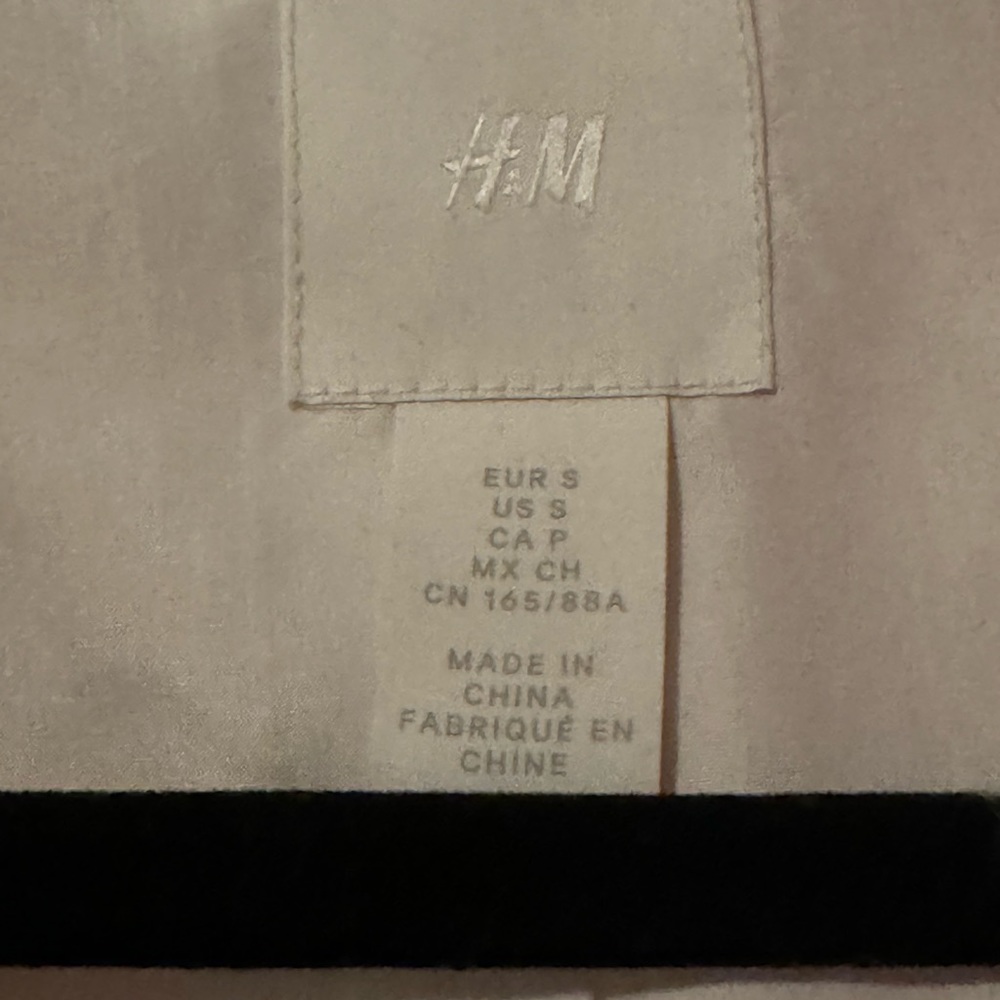 H&M Blazer - Picture 3 of 4